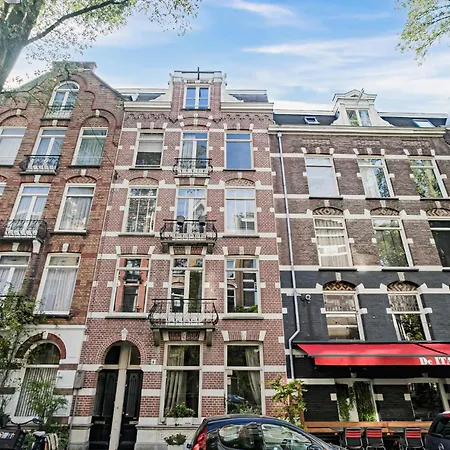 Gelegen Op Eigen Grond In Een Van De Meest